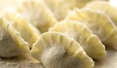 速凍水餃是怎么生產出來的呢？速凍水餃標準生產過程